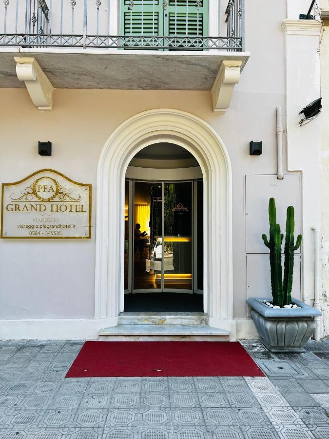 Pfa Hotel Viareggio Bagian luar foto